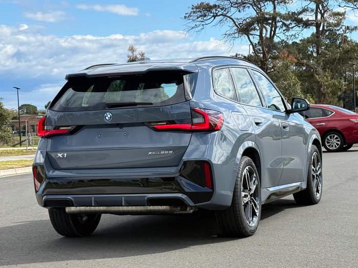 2026 BMW X1 xDrive25e M Sport