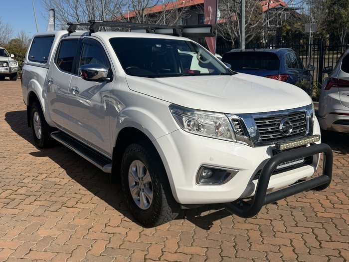2015 Nissan Navara