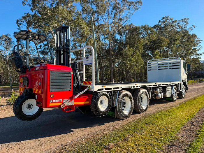 2026 Isuzu F Series FYJ 320-355 AT R67