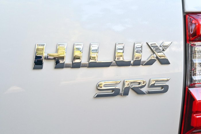2024 Toyota Hilux SR5 48V GUN126R 4X4 Dual Range Frosted White