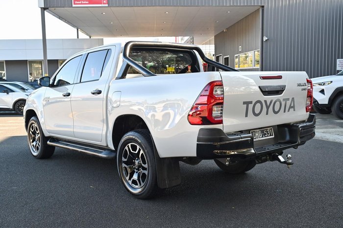 2024 Toyota Hilux SR5 48V GUN126R 4X4 Dual Range Frosted White