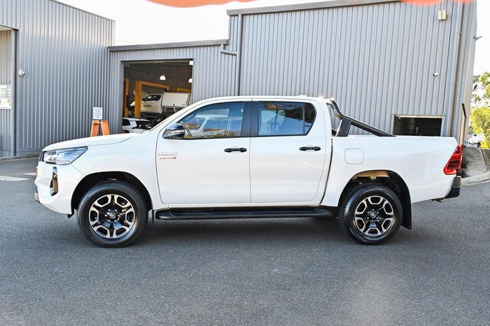 2024 Toyota Hilux SR5 48V GUN126R 4X4 Dual Range Frosted White
