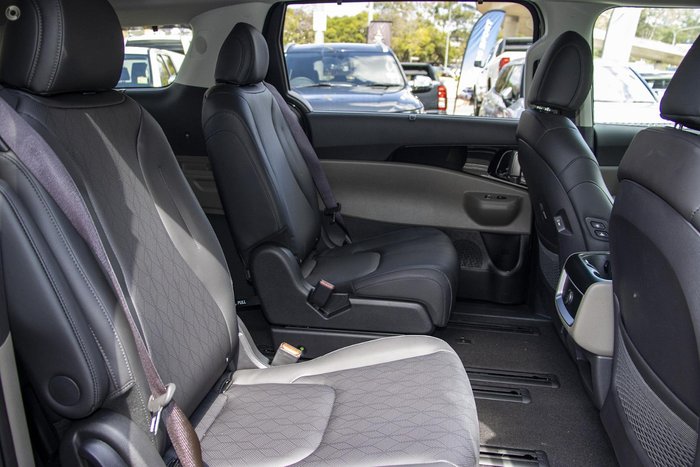 2026 Kia Carnival GT-Line HEV