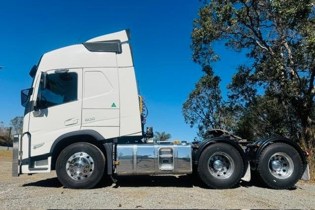 2021 Volvo Fm Series FM13