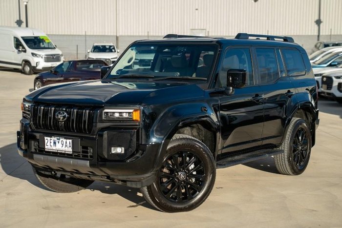 2025 Toyota Landcruiser Prado