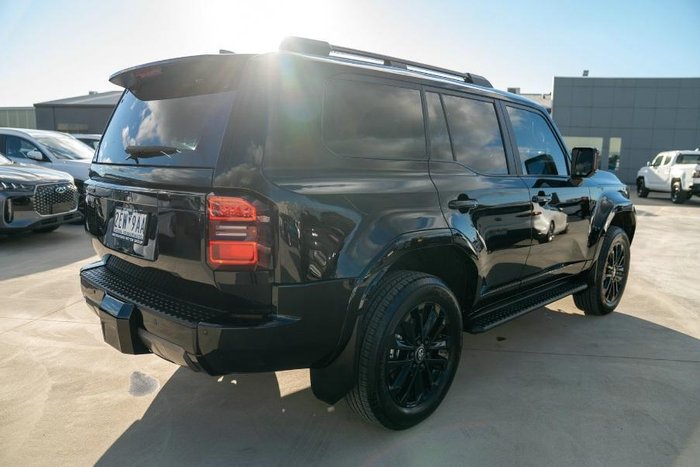 2025 Toyota Landcruiser Prado VX
