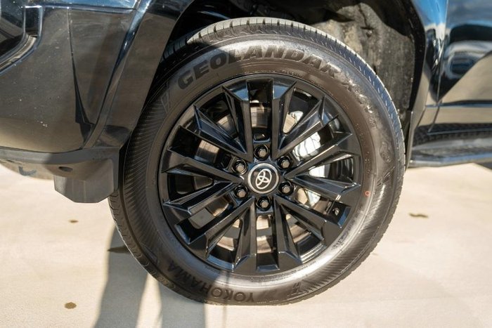 2025 Toyota Landcruiser Prado VX
