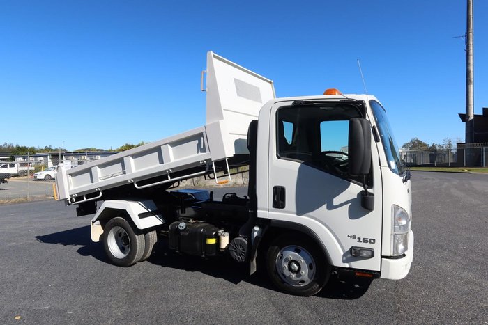 2017 Isuzu N Series NLR 55/45-150