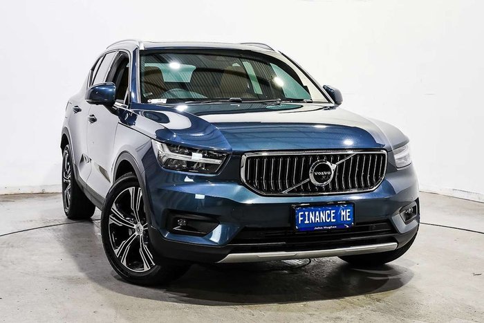 2021 Volvo XC40
