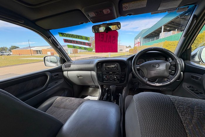 2002 Toyota Landcruiser GXL