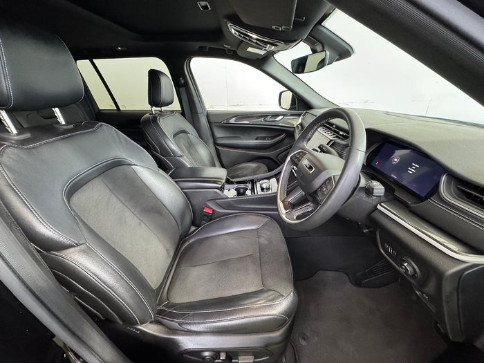 2022 Jeep Grand Cherokee Night Eagle