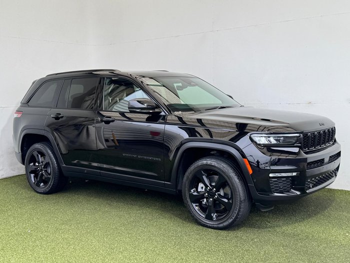 2022 Jeep Grand Cherokee Night Eagle