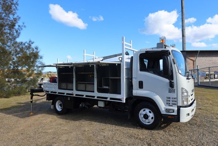 2015 Isuzu F Series FRR 500