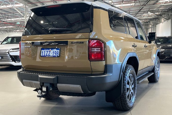 2024 Toyota Landcruiser Prado Altitude