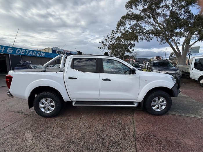 2019 Nissan Navara SL