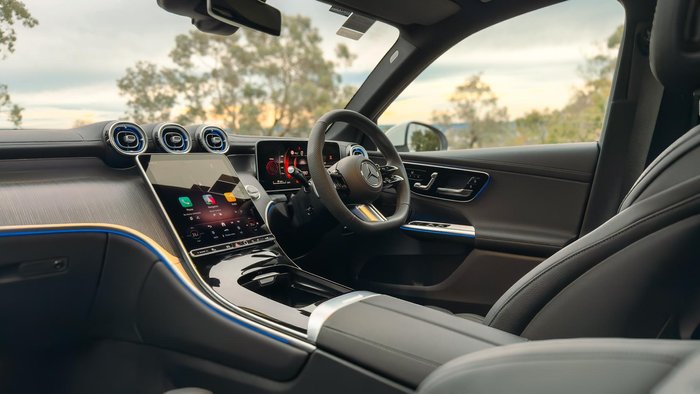 2026 Mercedes-Benz GLC-Class GLC300