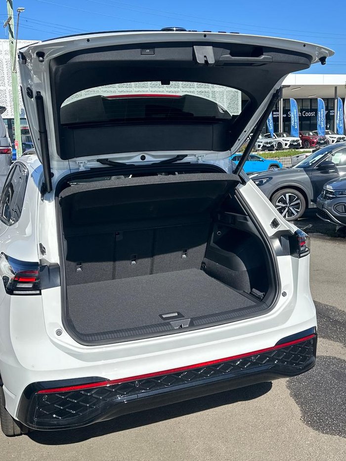 2026 Volkswagen Tiguan 200TSI eHybrid R-Line