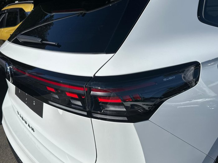 2026 Volkswagen Tiguan 200TSI eHybrid R-Line