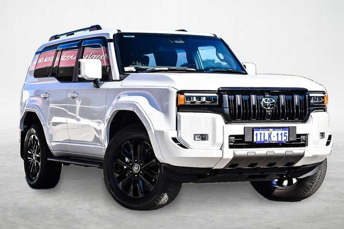 2025 Toyota Landcruiser Prado