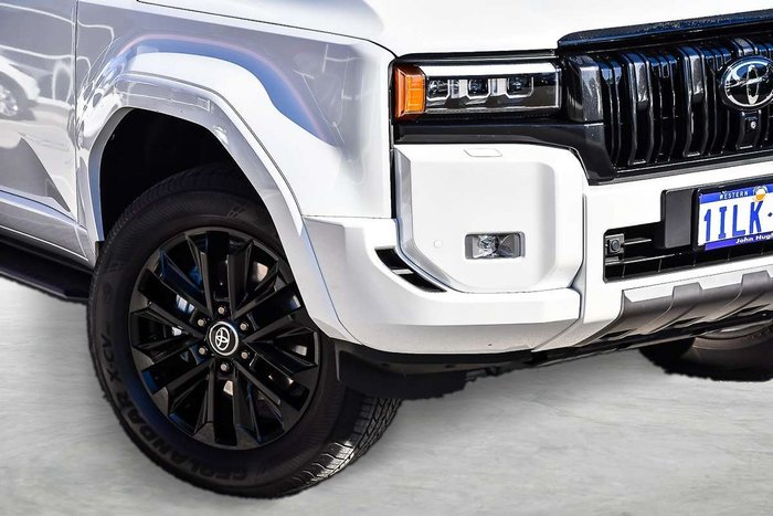 2025 Toyota Landcruiser Prado