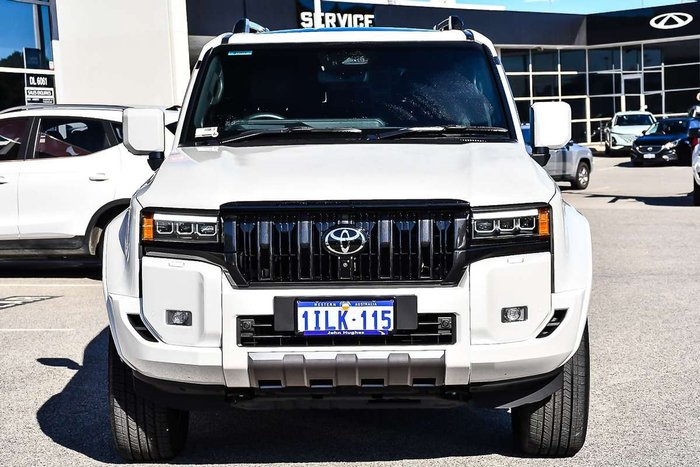 2025 Toyota Landcruiser Prado