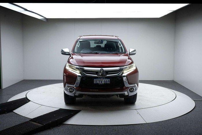 2016 Mitsubishi Pajero Sport GLS