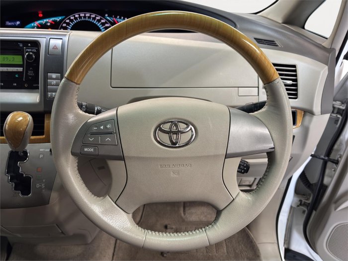 2008 Toyota Tarago GLX