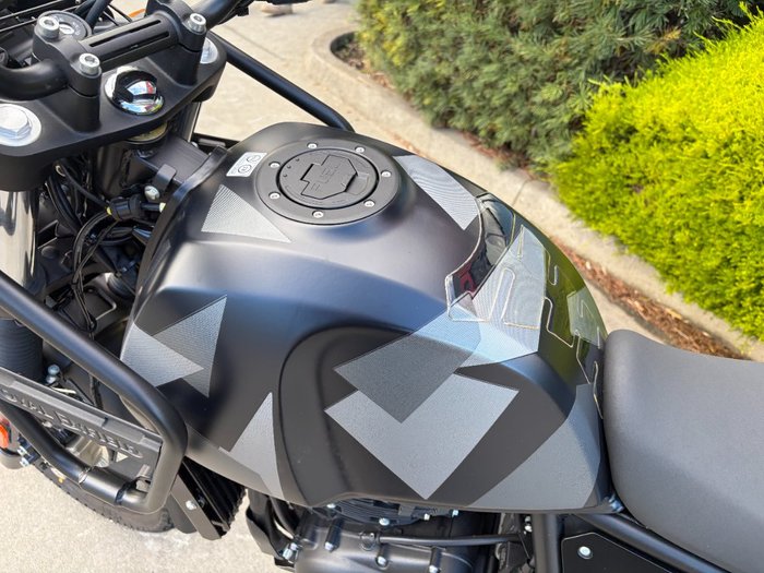 2023 Royal Enfield HIMALAYAN PREMIUM E5 SLEET BLACK