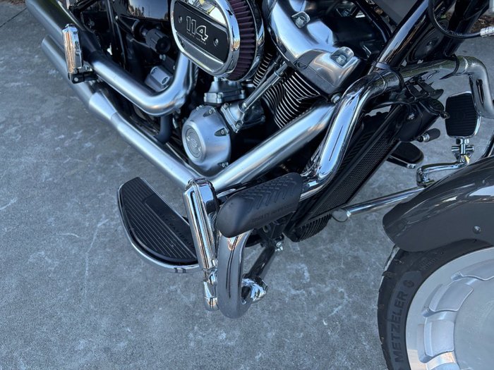 2018 HARLEY-DAVIDSON FLFBS FAT BOY S (114) (CUST) Grey