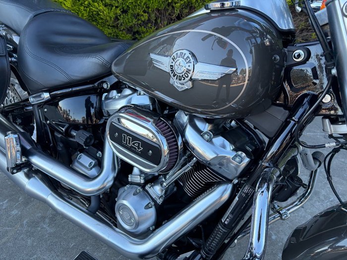 2018 HARLEY-DAVIDSON FLFBS FAT BOY S (114) (CUST) Grey