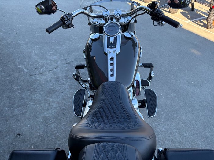 2018 HARLEY-DAVIDSON FLFBS FAT BOY S (114) (CUST) Grey