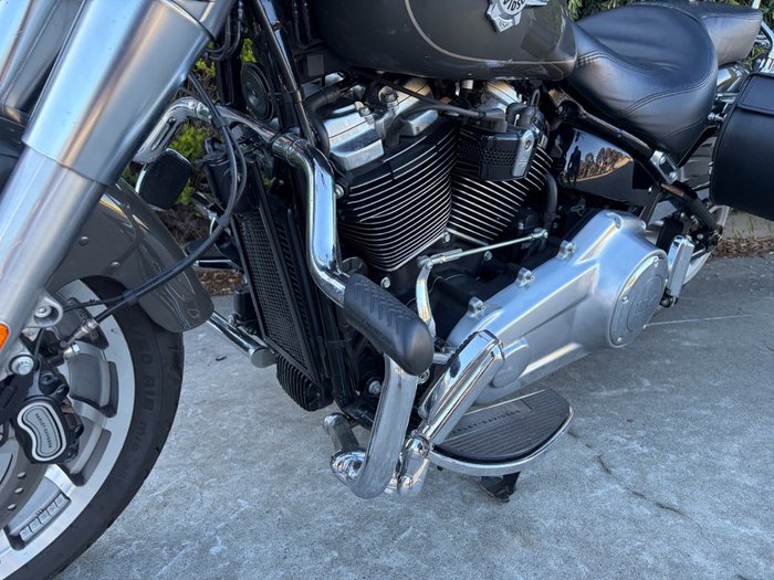 2018 HARLEY-DAVIDSON FLFBS FAT BOY S (114) (CUST) Grey