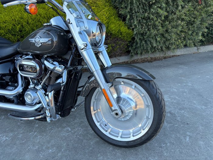 2018 HARLEY-DAVIDSON FLFBS FAT BOY S (114) (CUST) Grey
