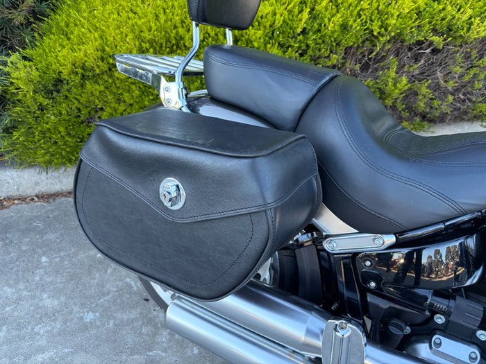 2018 HARLEY-DAVIDSON FLFBS FAT BOY S (114) (CUST) Grey