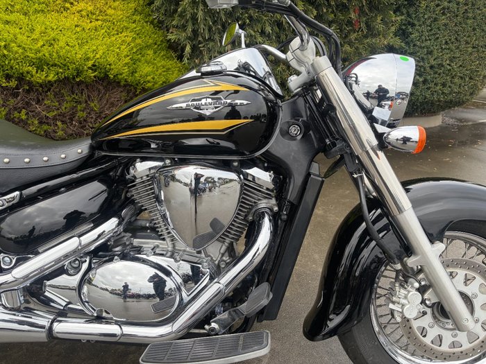 2017 Suzuki VL800T (BOULEVARD C50T) Black