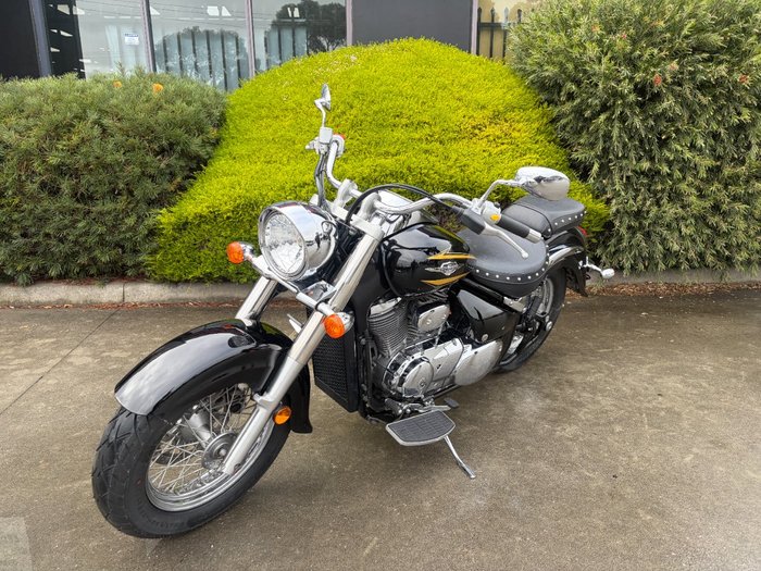 2017 Suzuki VL800T (BOULEVARD C50T) Black