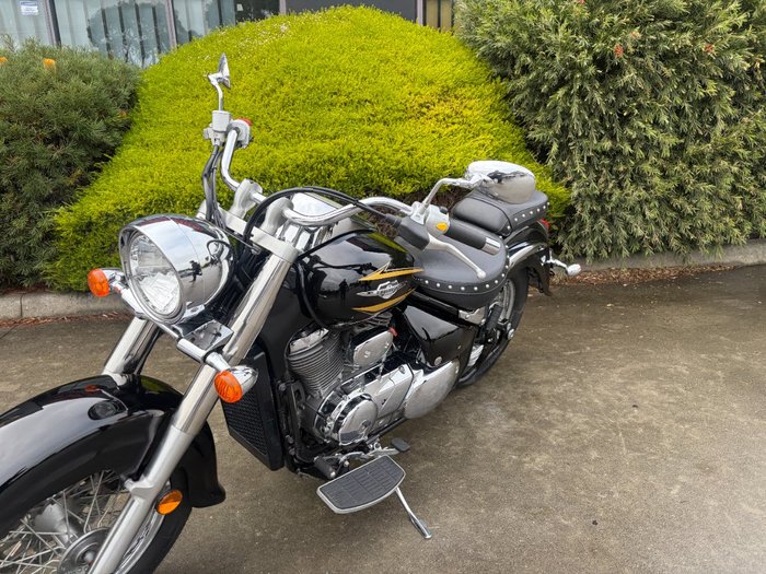 2017 Suzuki VL800T (BOULEVARD C50T) Black