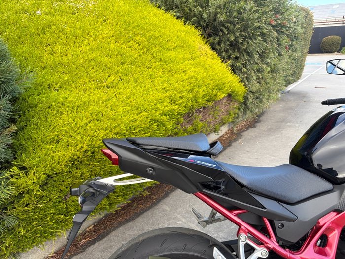 2024 Honda CB750 (HORNET) Black