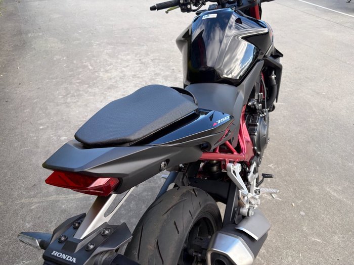 2024 Honda CB750 (HORNET) Black