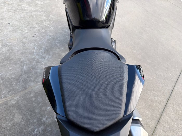 2024 Honda CB750 (HORNET) Black