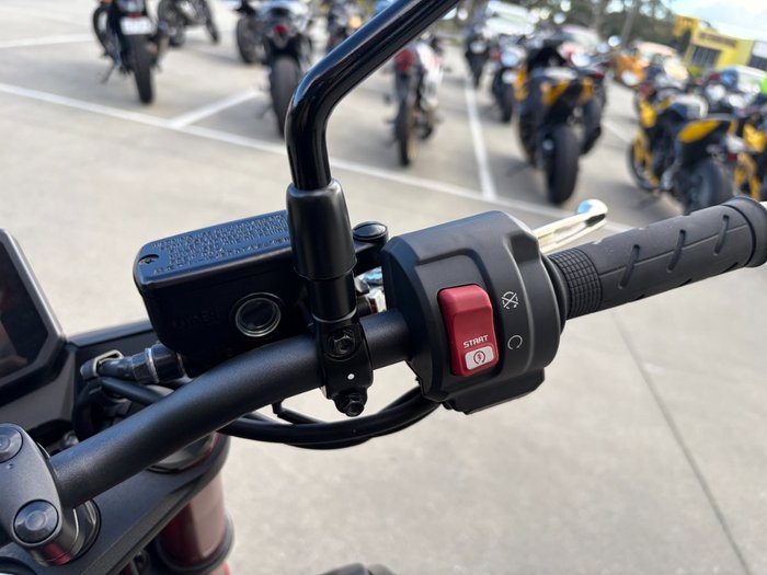 2024 Honda CB750 (HORNET) Black