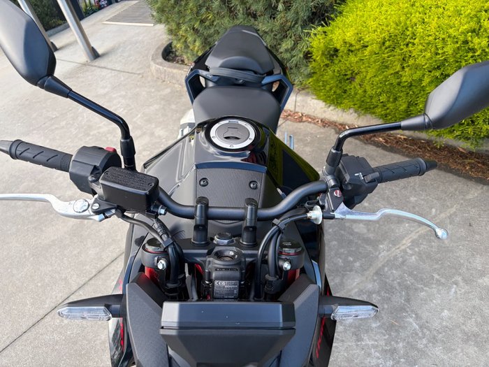 2024 Honda CB750 (HORNET) Black
