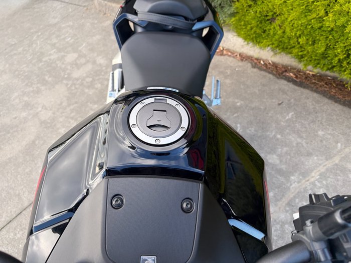 2024 Honda CB750 (HORNET) Black