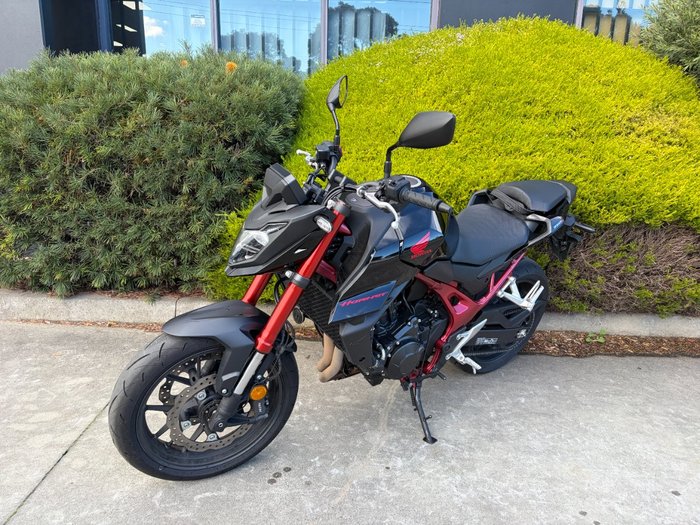 2024 Honda CB750 (HORNET) Black