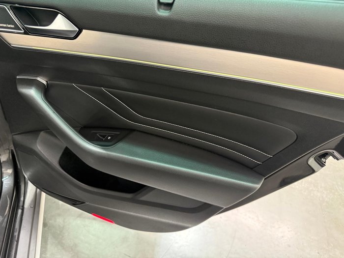 2021 Volkswagen Passat Alltrack 162TSI Premium