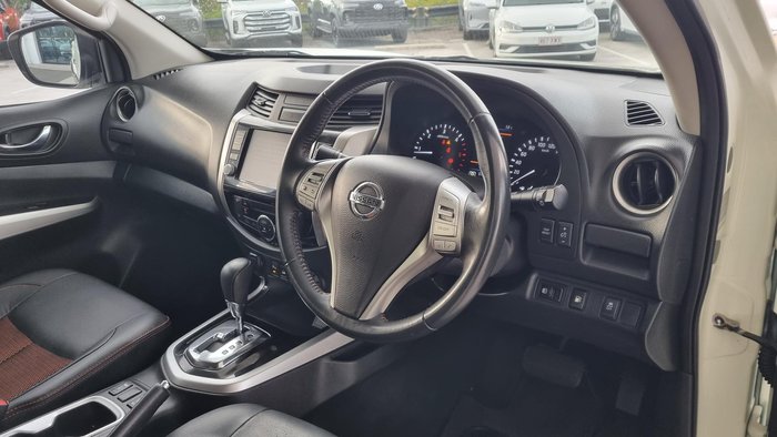 2020 Nissan Navara N-TREK
