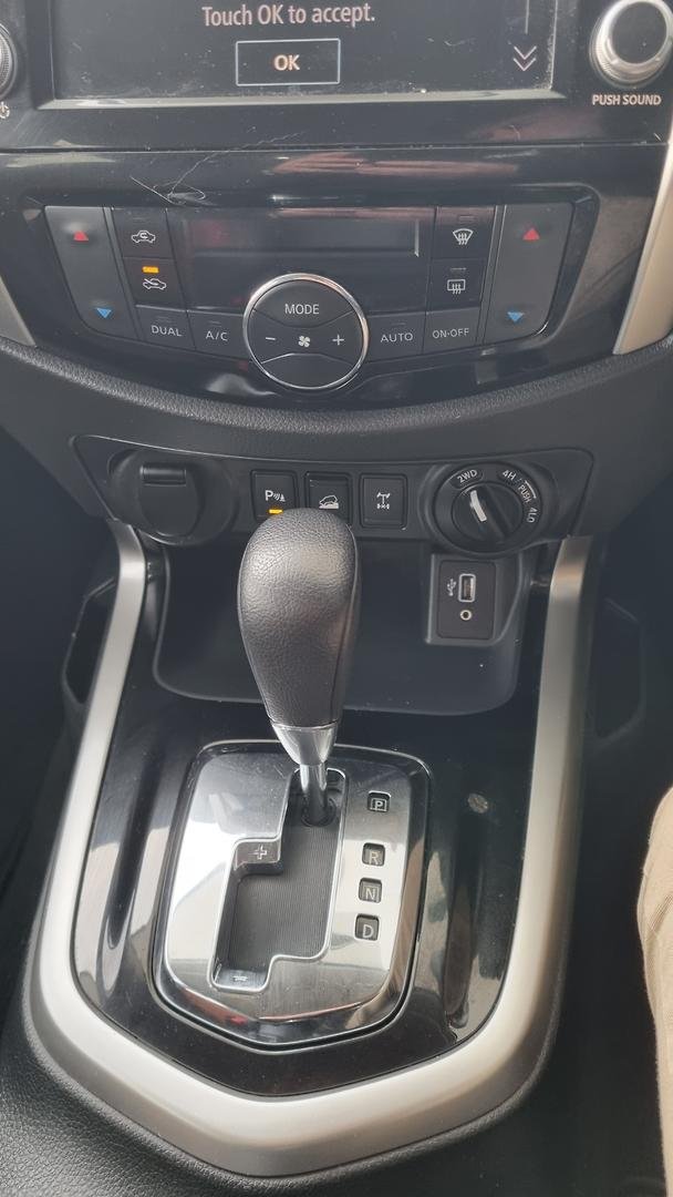 2020 Nissan Navara N-TREK