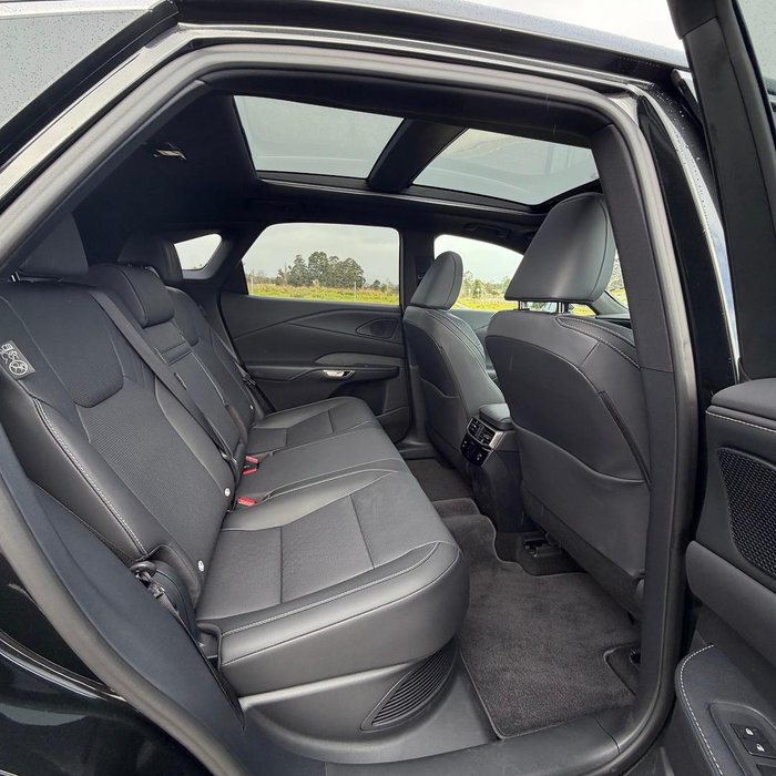 2026 Lexus RX 450h+ Luxury