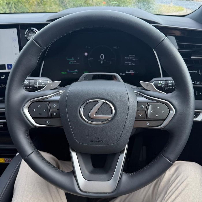 2026 Lexus RX 450h+ Luxury