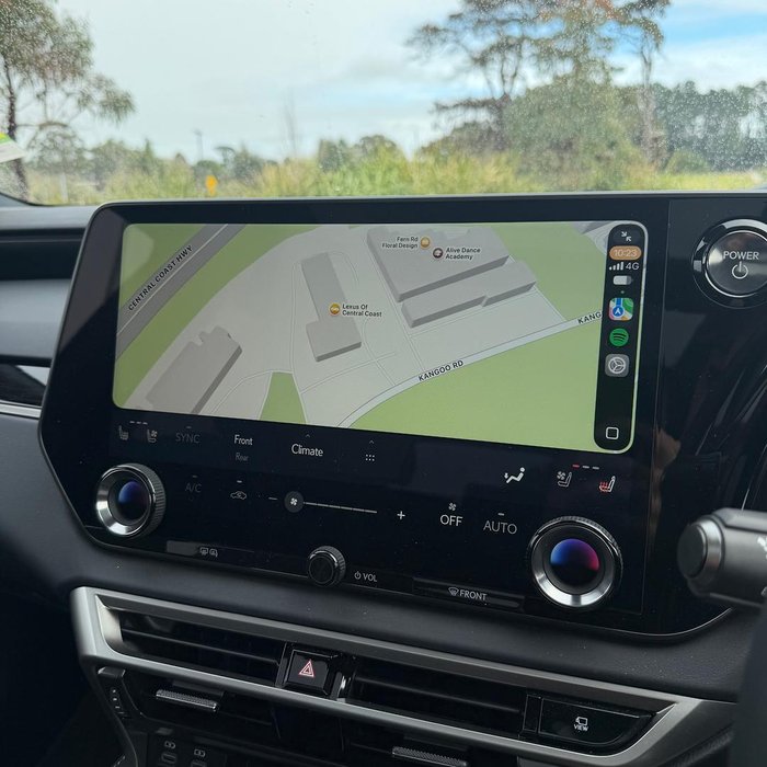 2026 Lexus RX 450h+ Luxury